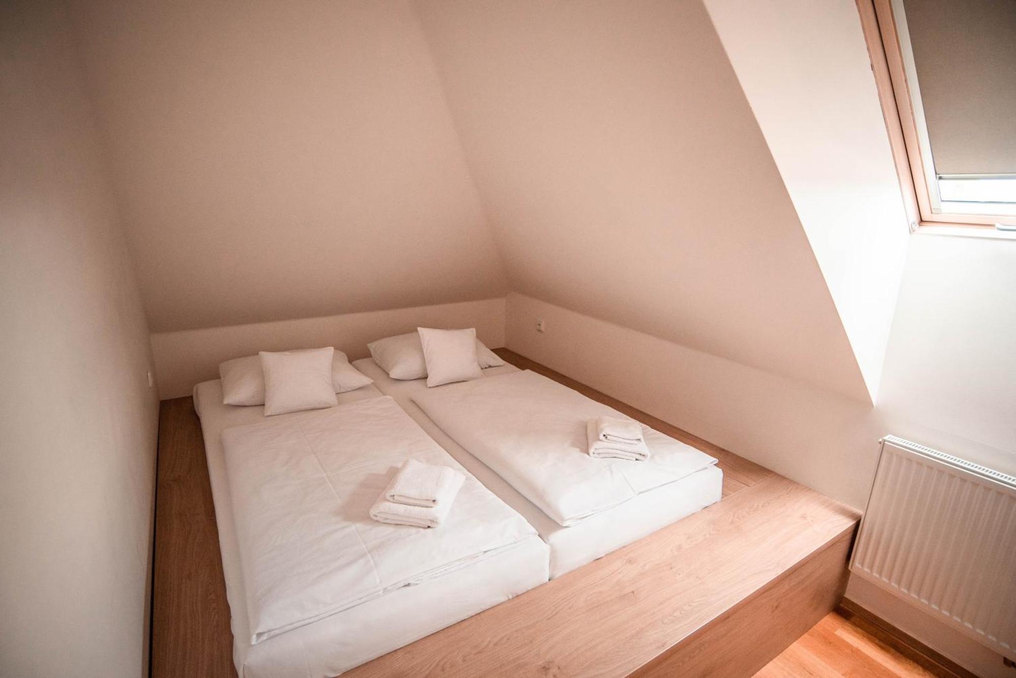 Penzion Pansky Dvur Телч Экстерьер фото